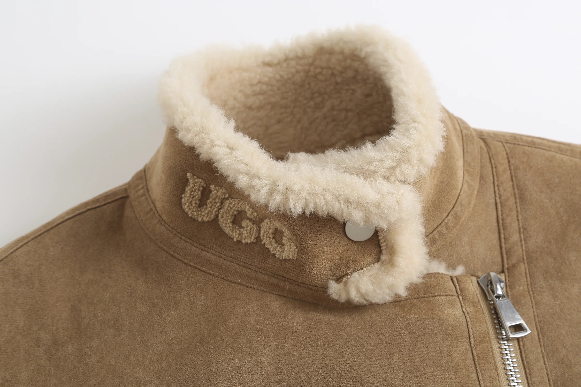 Maverick Women's UGG Shearling Jacket product detail 5 image