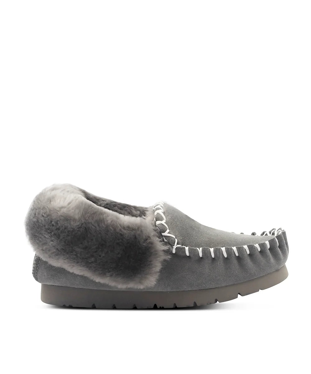 UGG Women's Colette Moccasin - Assuie UGG Wear