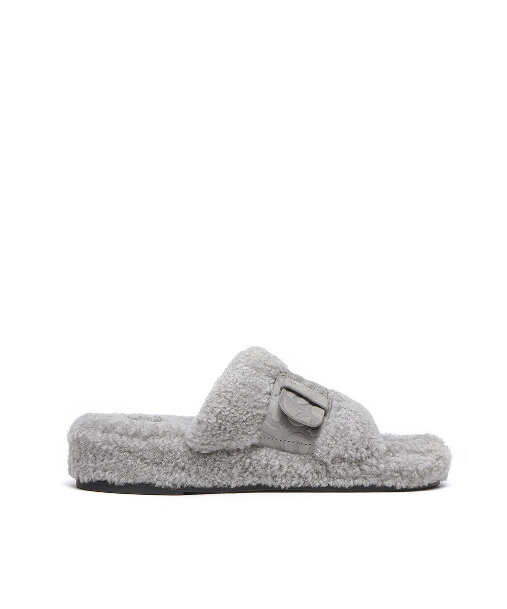 Jule Fluffy Women's Slides - Assuie UGG Wear