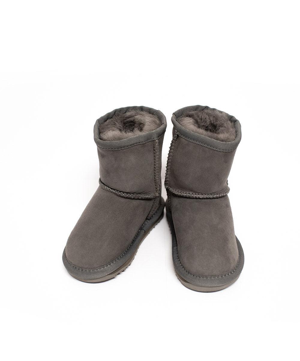 UGG Kids' Classic Short Boots - Assuie UGG Wear