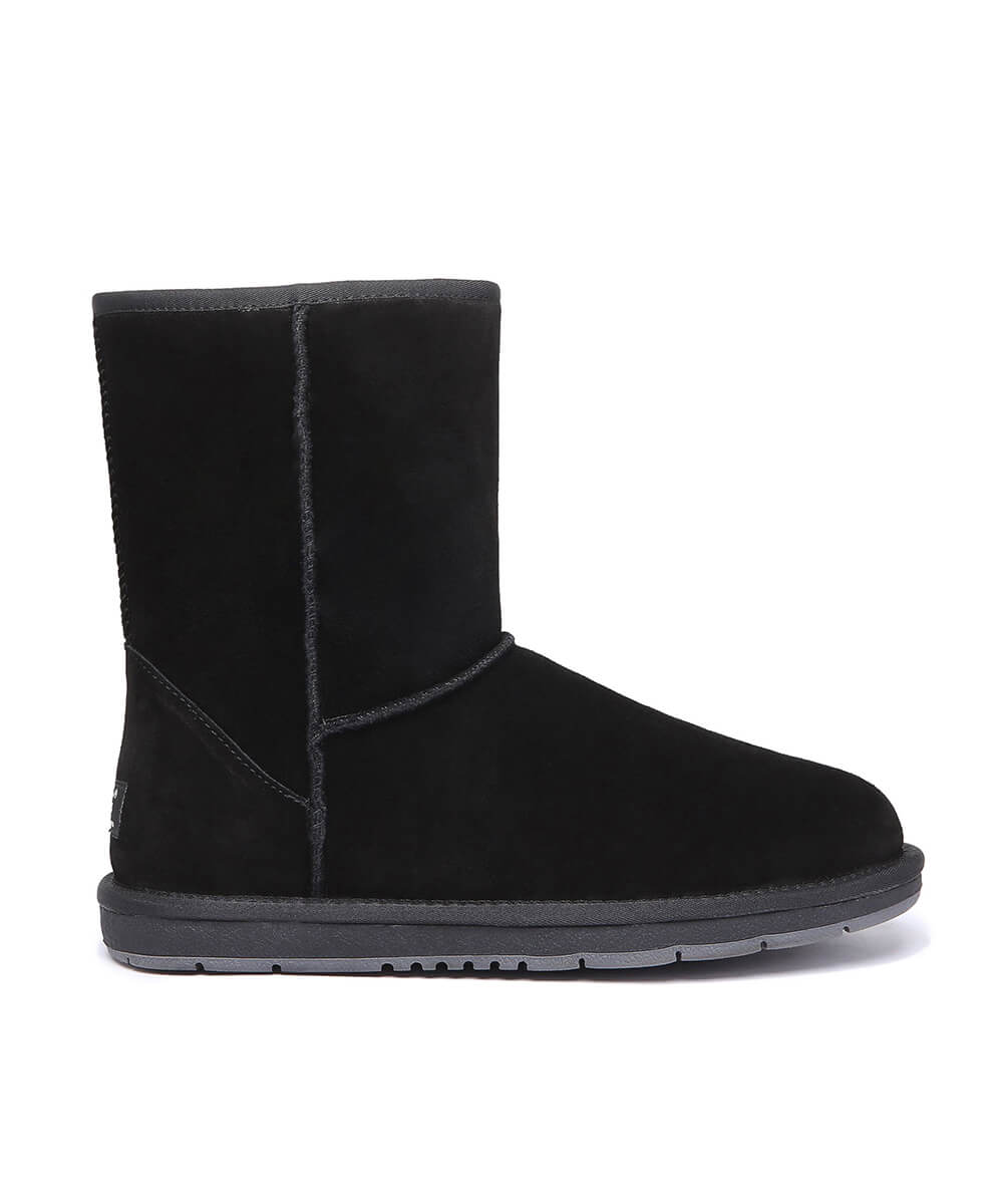 UGG Women's Classic Short Gen II Boots - Assuie UGG Wear