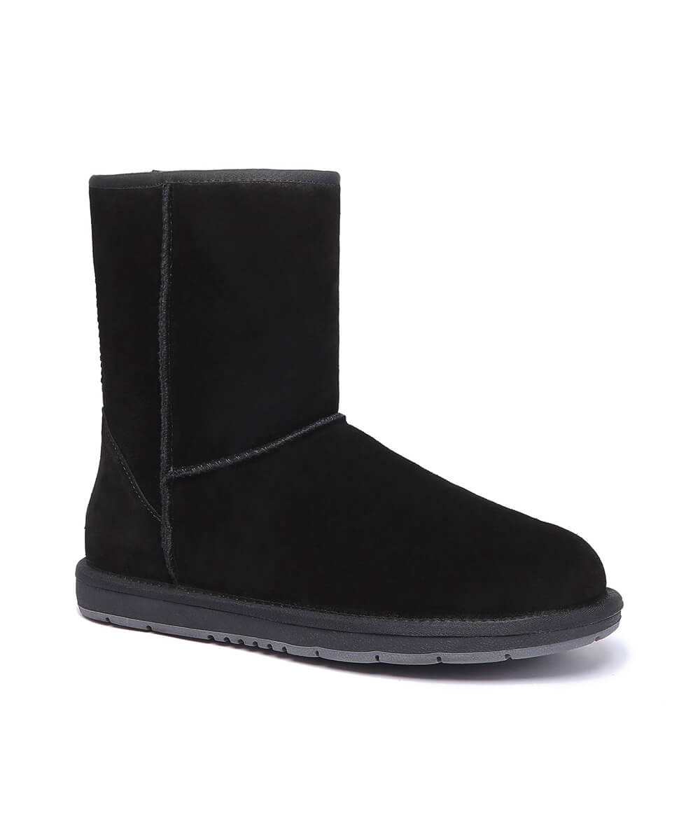 UGG Women's Classic Short Gen II Boots - Assuie UGG Wear